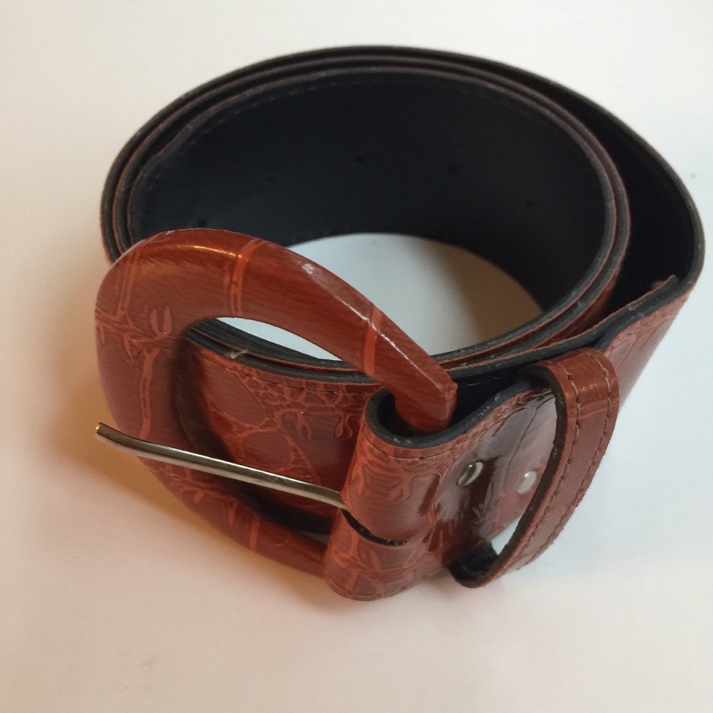VINTAGE JORDACHE WOMENS FAUX SKIN PRINT BELT